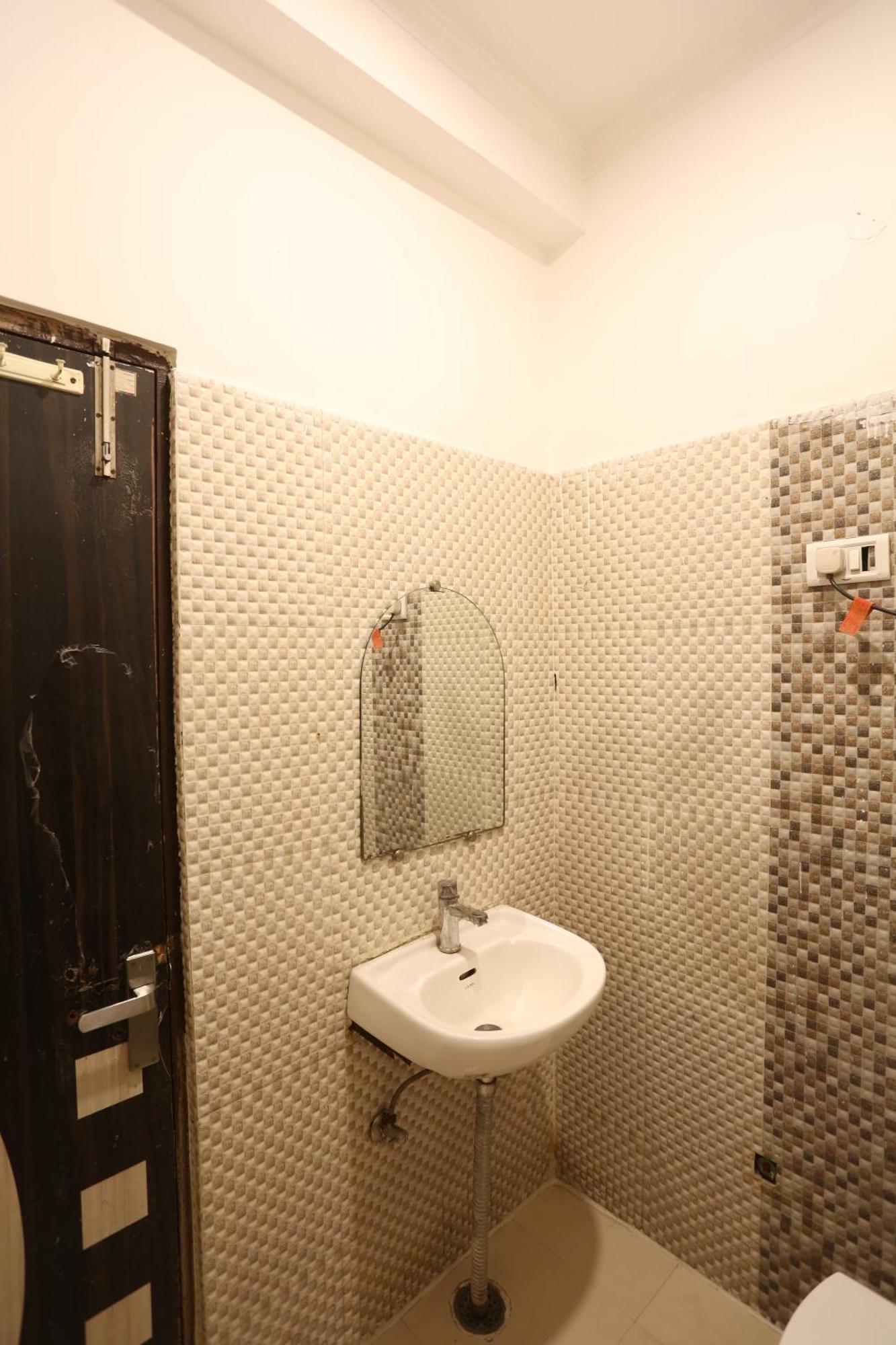 Hotel Grand Kiara Delhi Airport By Ss Group New Delhi