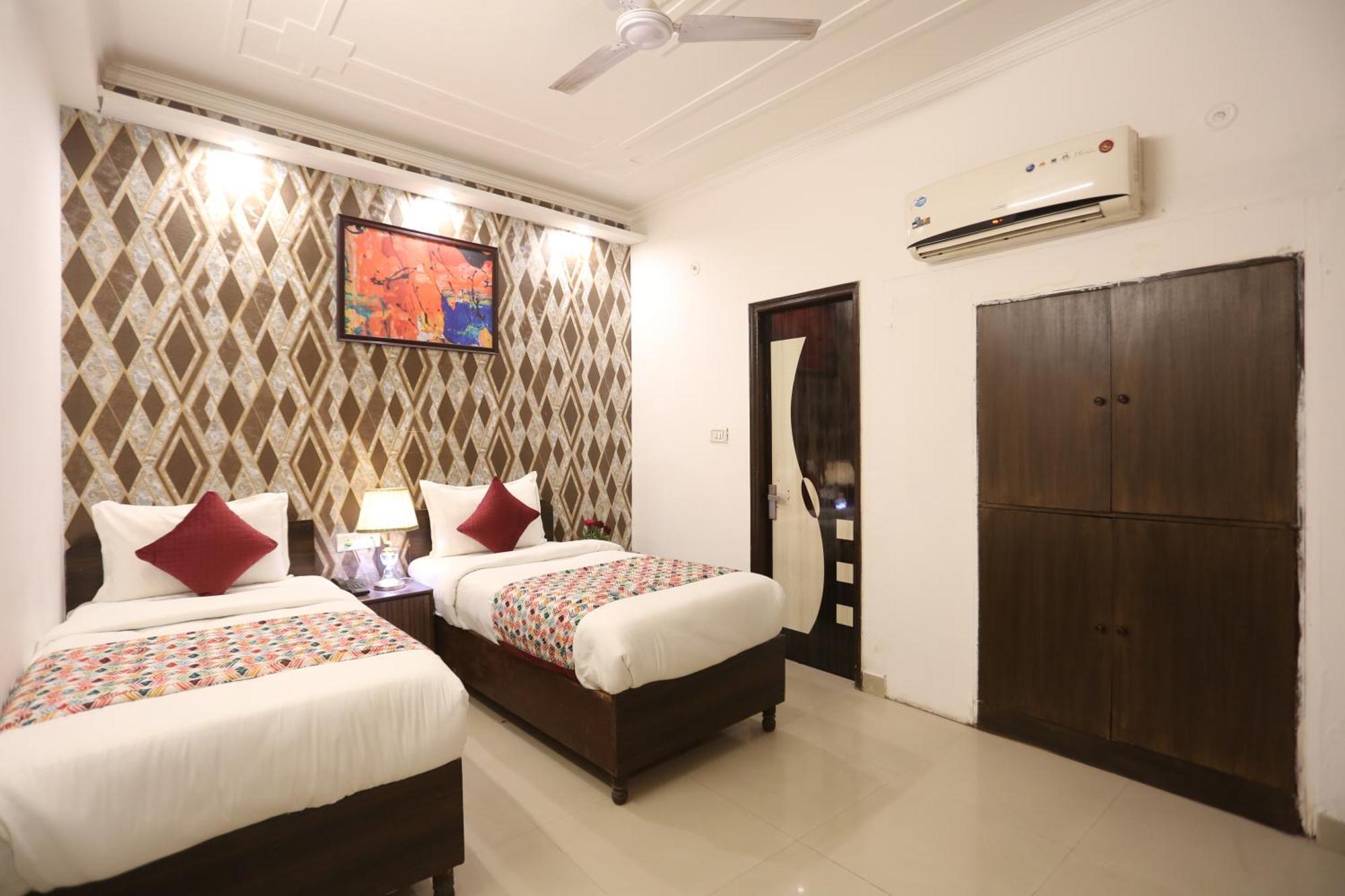 Hotel Grand Kiara Delhi Airport By Ss Group 4*